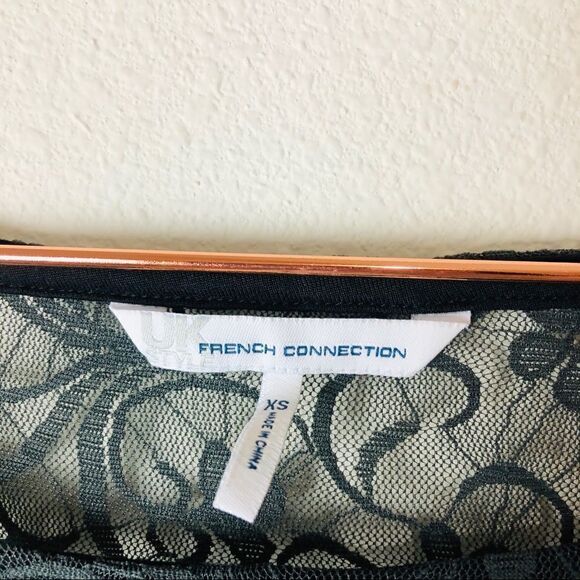 NWOT French Connection Birds Eye Print Lace Top - Picture 5 of 7